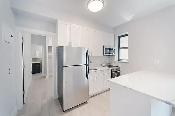 Rented by Living New York | media 13