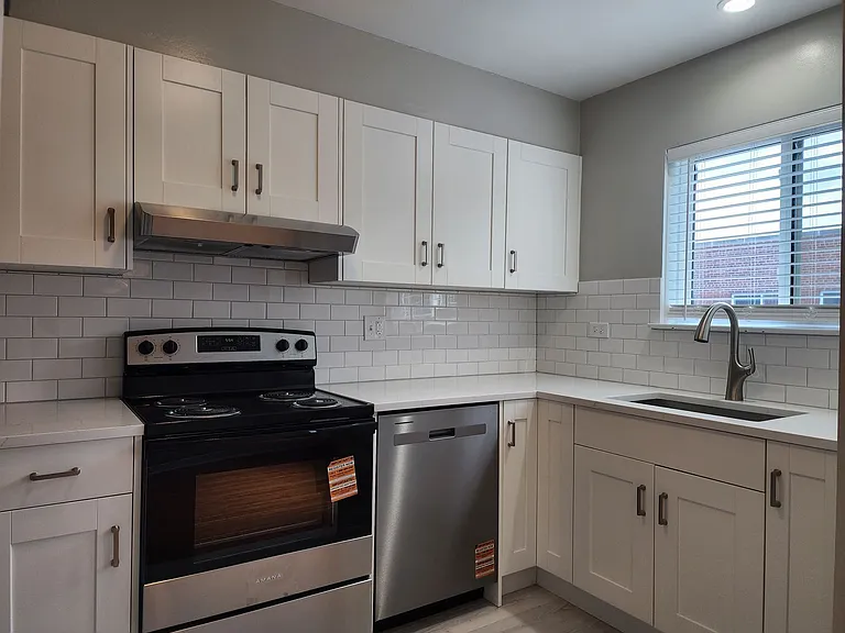 231 N Ridge Ave — Photo 29