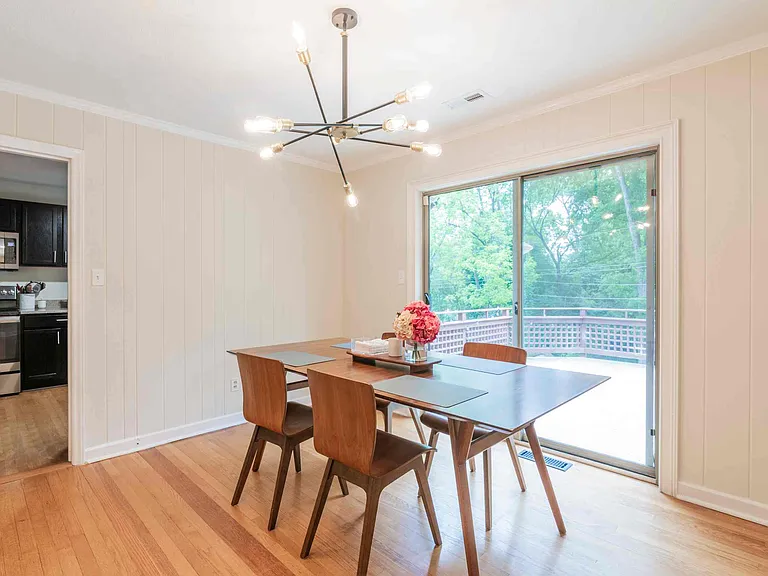 Cooper Dr — Photo 8