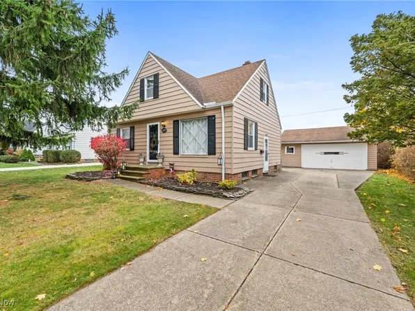 5420 Nan Linn Dr, Willoughby, OH 44094