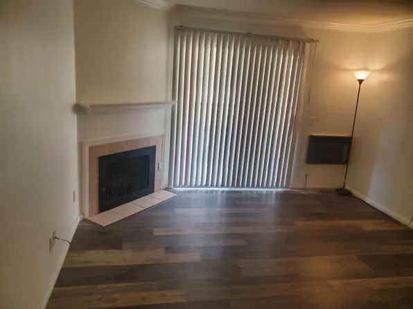 210 Woodland Pkwy, San Marcos, CA