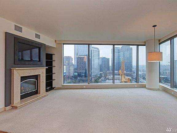 4th image of 10610 NE 9th Pl #1622