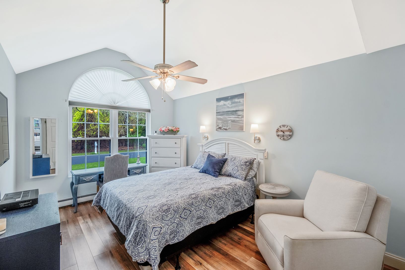  Bedroom 3 with Vaulted/Cathedral Ceilings