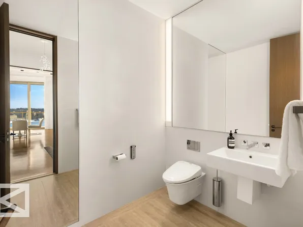 551 West 21st Street image 31 of 31