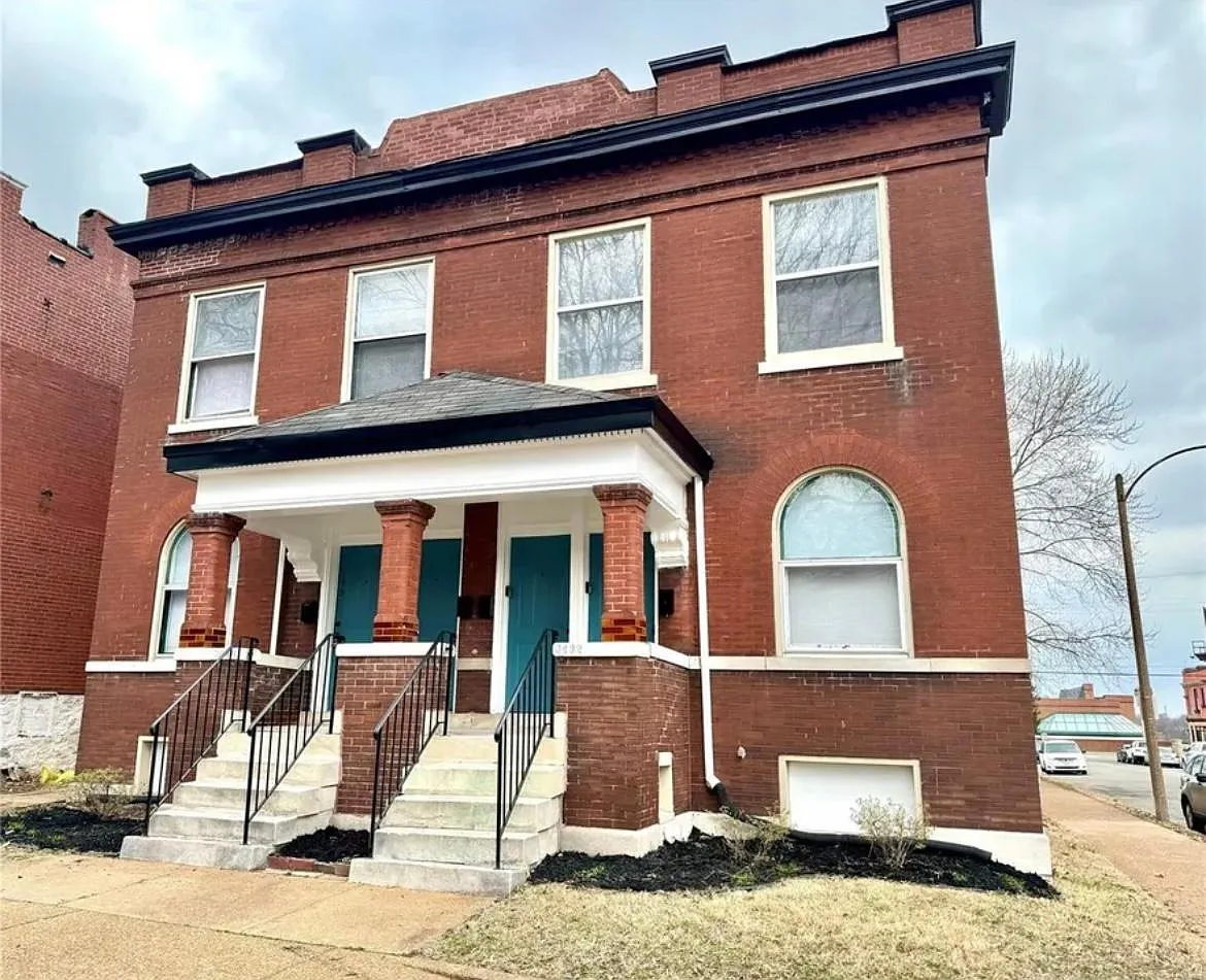 3430 Grace Ave — Photo 1