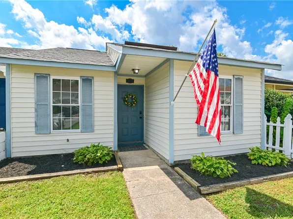 1476 Sangaree Cir, Virginia Beach, VA 23464