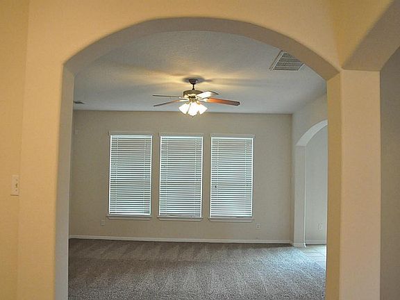 3rd image of 12557 Canyon Hill Dr