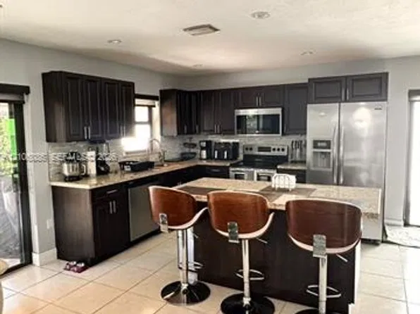 14250 SW 103rd Ter #14250, Miami, FL 33186
