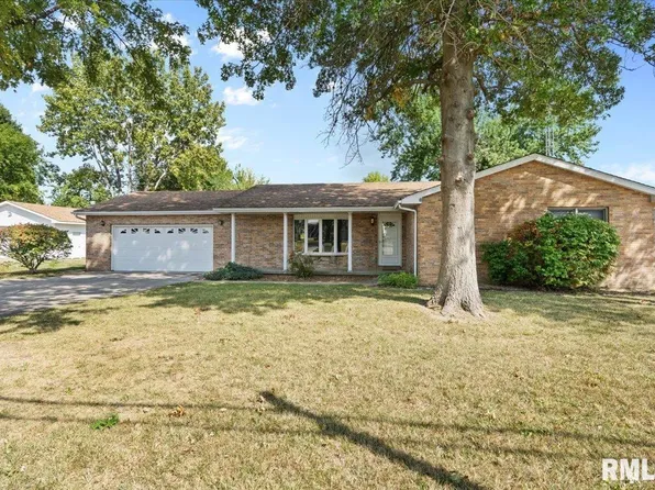 15910 Kennedy Rd, Auburn, IL 62615