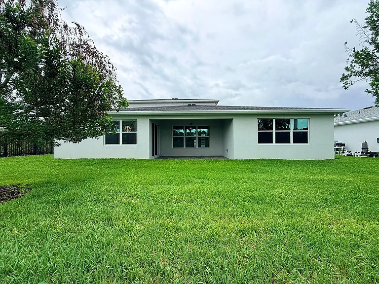 10710 SW Hensley St — Photo 32