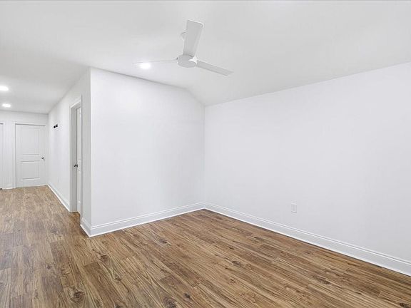 4th image of 641 Village Ln N #D
