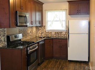 289 Dorset Ct, Piscataway, NJ 08854