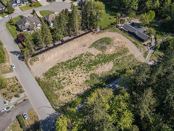 5th image of 3636 Columbia Valley Rd