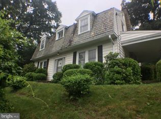 407 Upland Rd, Elkins Park, PA 19027