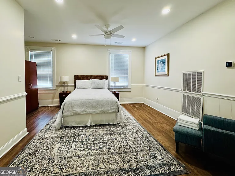 765 Walnut Loft #UPSTAIRS LOFT — Photo 5