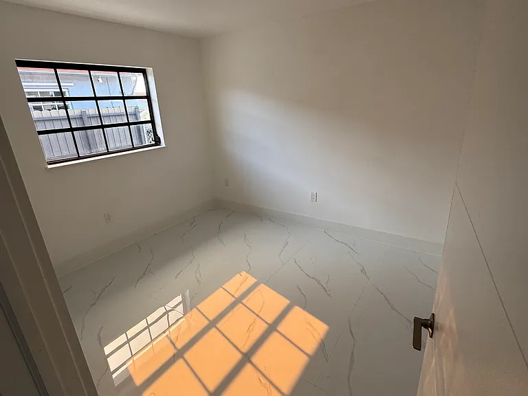 2682 W 70th Pl — Photo 4