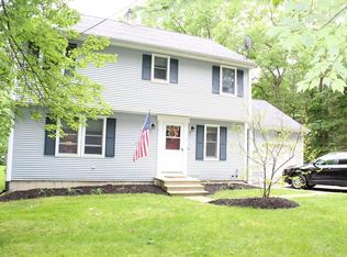 264 Oxford Rd, Charlton, MA 01507