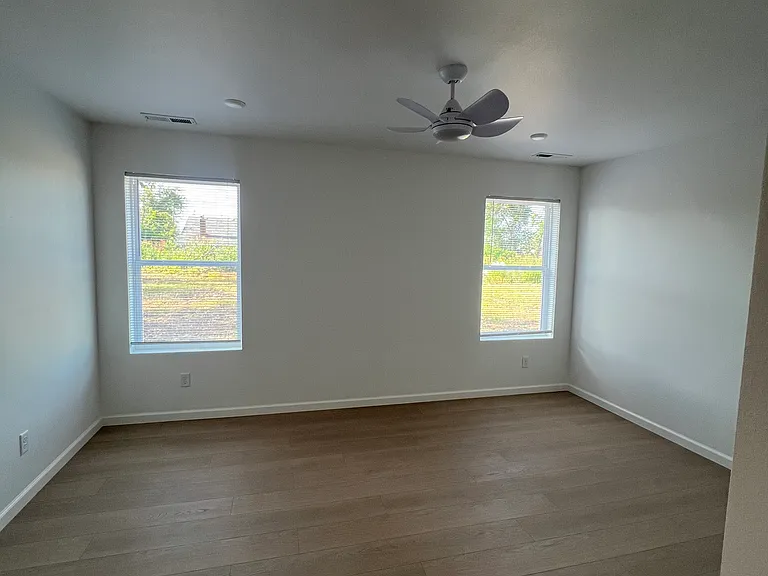 1441 N Beverly Ave #A — Photo 8
