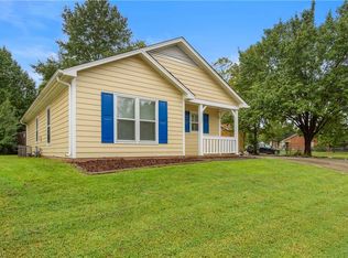 2307 Pine Knoll Ter, Burlington, NC 27217