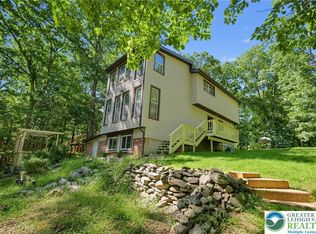 3511 Acorn Cir, East Stroudsburg, PA 18302