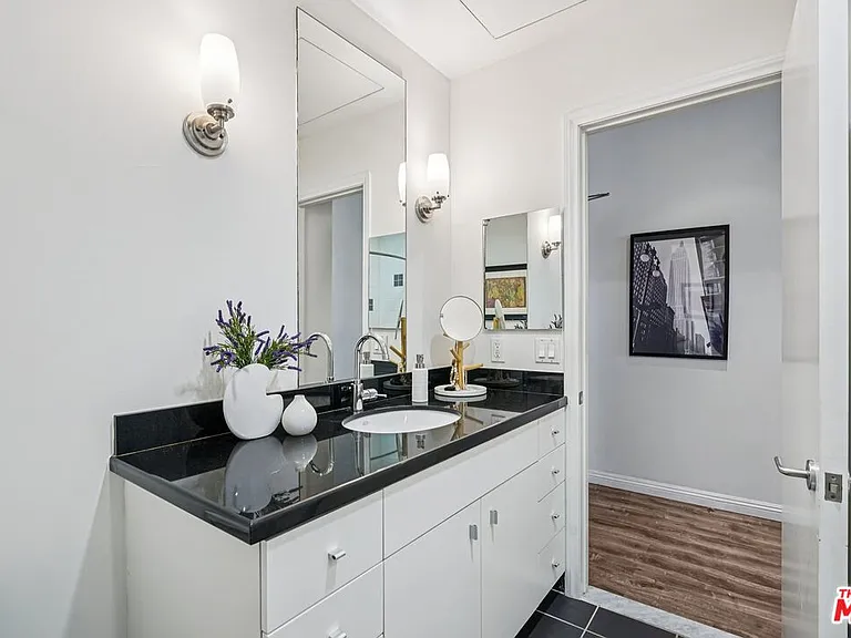 1100 Wilshire Blvd #2209 — Photo 19