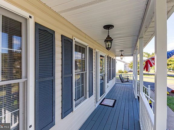 5th image of 6019 Three Cedars Ln