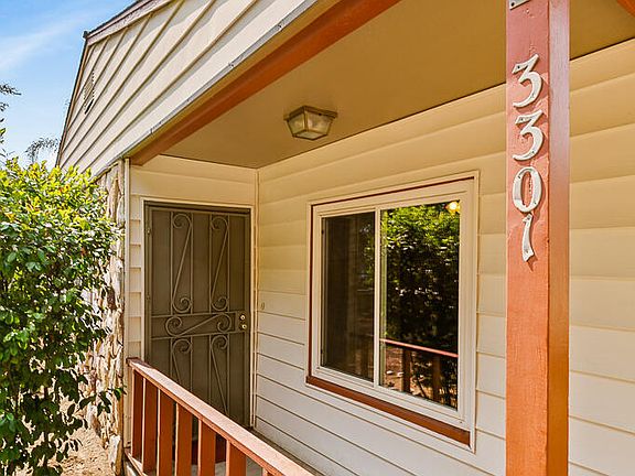 3rd image of 3301 Thurin Ave