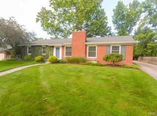 154 S Cranbrook Cross Rd, Bloomfield Hills, MI 48301