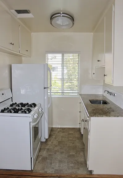 2307 Ocean Ave #219 — Photo 5