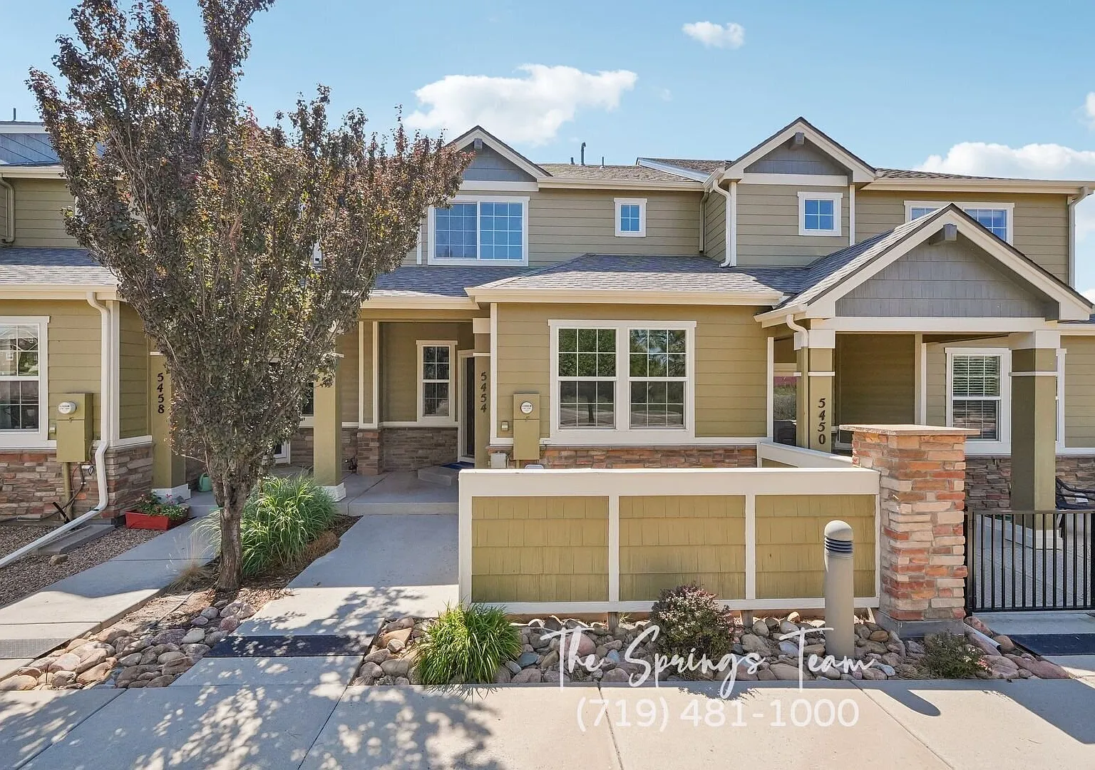 Beautifully Updated 2 Bd Townhome With Pikes Peak Views In Wolf Ranch! — Photo 1