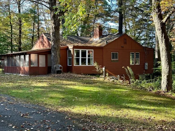 431 Pine St, Amherst, MA 01002