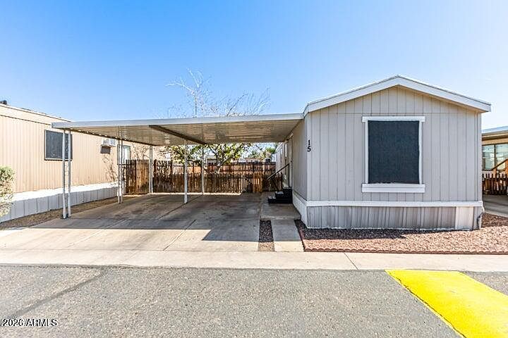 1st image of 8427 W GLENDALE Avenue #15