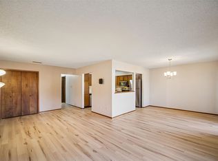 4509 Woodland Ave UNIT 8, West Des Moines, IA 50266