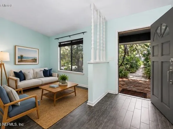 1207 14TH Street N, Jacksonville Beach, FL 32250