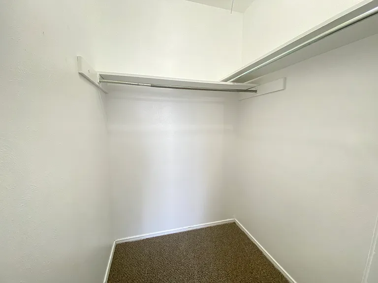 207 Country Bend Dr — Photo 18