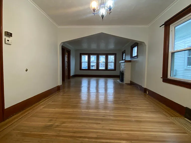 430 Highgate Ave #LOWER — Photo 4