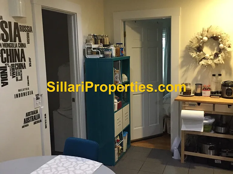 302 Highland Ave — Photo 4