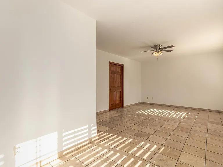 805 W Toledo St — Photo 24