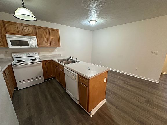 4th image of 1659 W Kole Dr #B