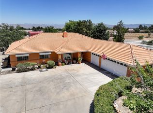 8585 Hickory Rd, Hesperia, CA 92345
