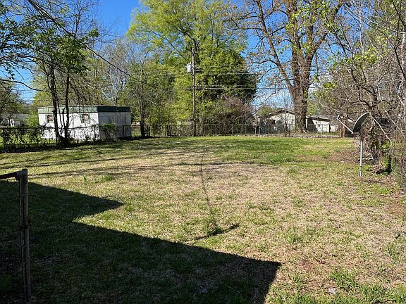 5th image of 1303 Lampkin St