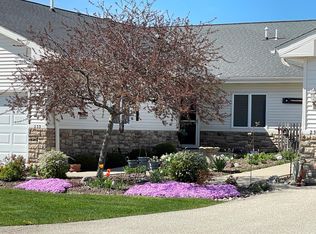 233 Creekside Pl, Delavan, WI 53115