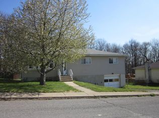 2616 Washburn St, Scranton, PA 18504