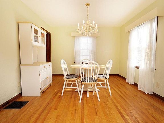 2nd image of 1773 Ashbrook Dr