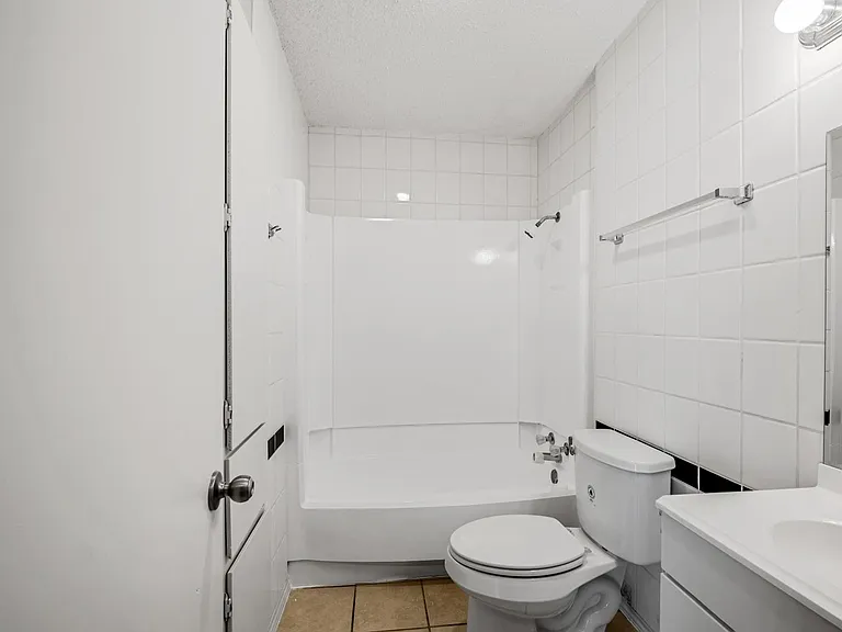 1111 Sunrise Rd — Photo 10