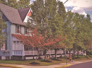 37 N Maple Ave, Hatfield, PA 19440