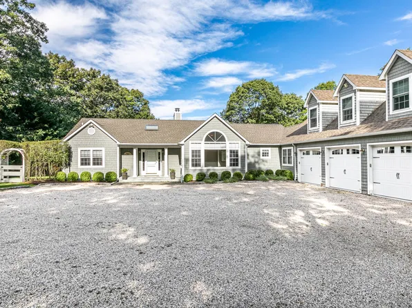 https://photos.zillowstatic.com/fp/80ecb047ef55ad1e9beca77f3f829fdf-p_e.webp