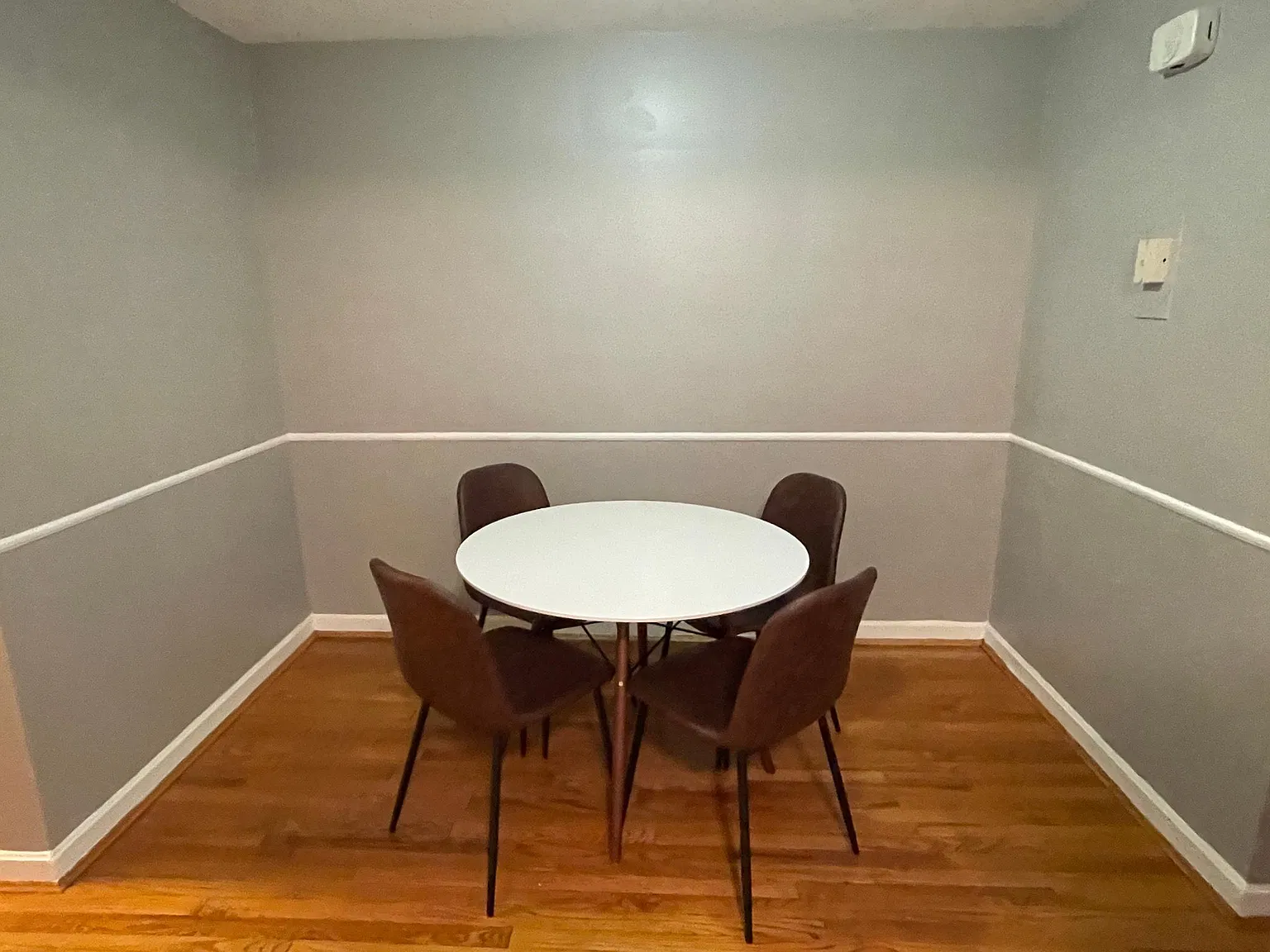 3906 E Gatewood Ln — Photo 2