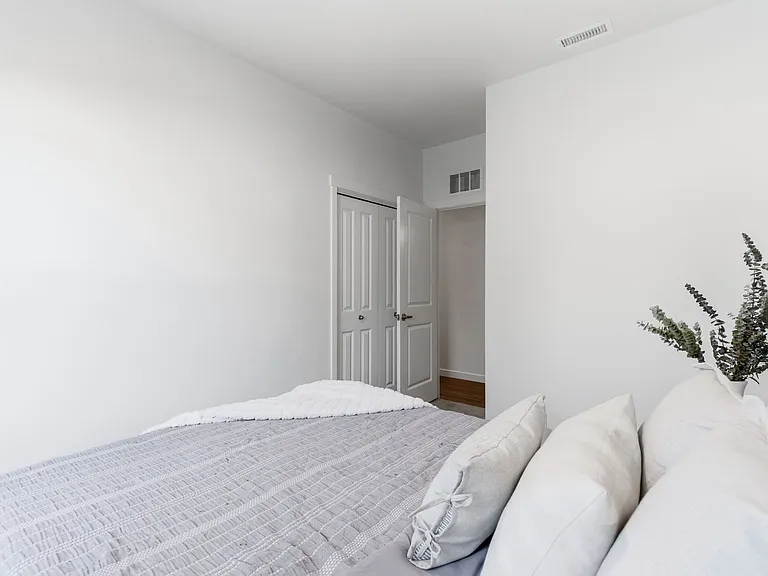 510 Diamond Ln — Photo 24