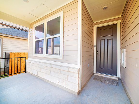 3rd image of 1434 Calamian Dr